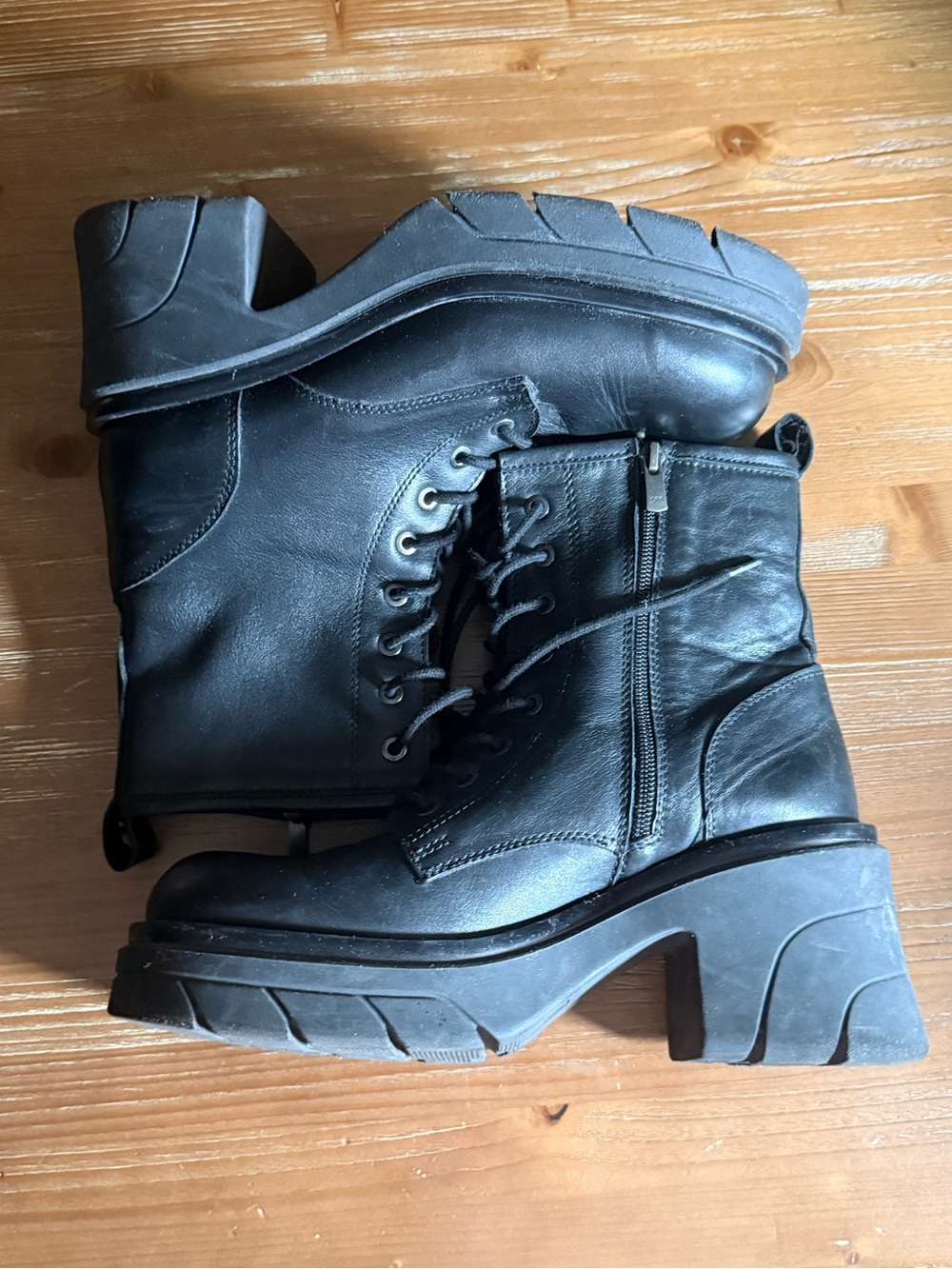 Steve Madden Black Leather Lace-Up Combat Boots with Side Zipper